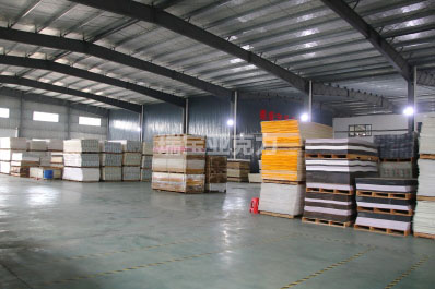 手辦亞克力板材刮花怎么修復(fù)