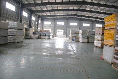 酒精能使亞克力板斷裂嗎為什么