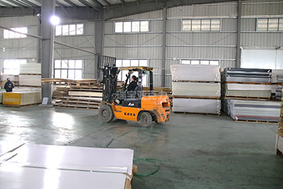 亞克力板材和塑料板有什么區別