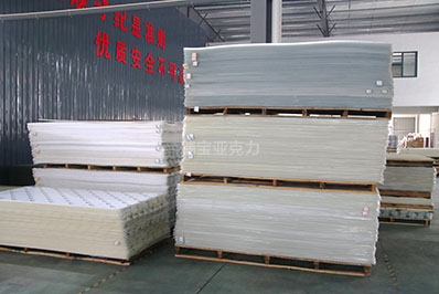 什么東西能切開亞克力板材